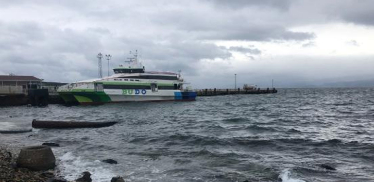 Bozcaada’ya yapılacak tüm seferler iptal edildi