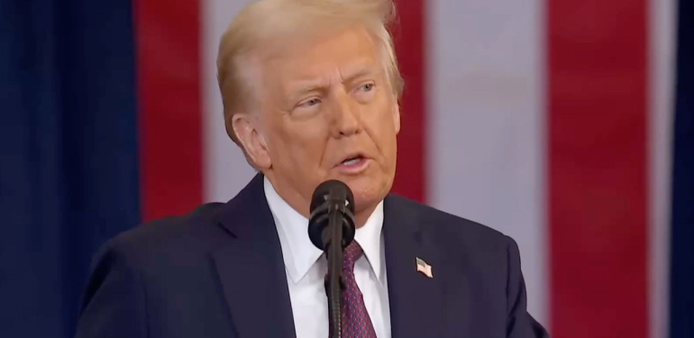 Donald Trump’tan Grönland ve Danimarka’ya: Biz olmasak Almanca konuşurdunuz