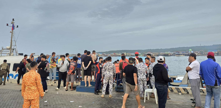 Filipinler’in Mindanao bölgesinde 359 kişiyi taşıyan feribot battı