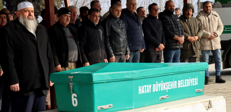 Hatay’da önce yetim sonra öksüz kalan ikizleri ölüm ayırdı