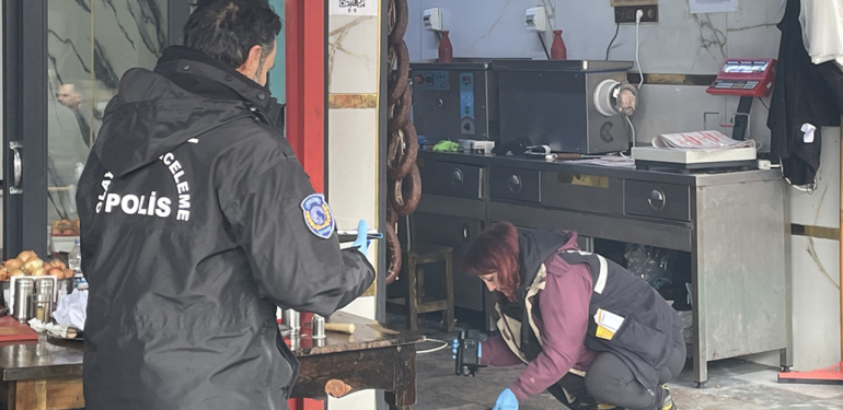 İş yerine silahlı saldırı! Yaralılar var