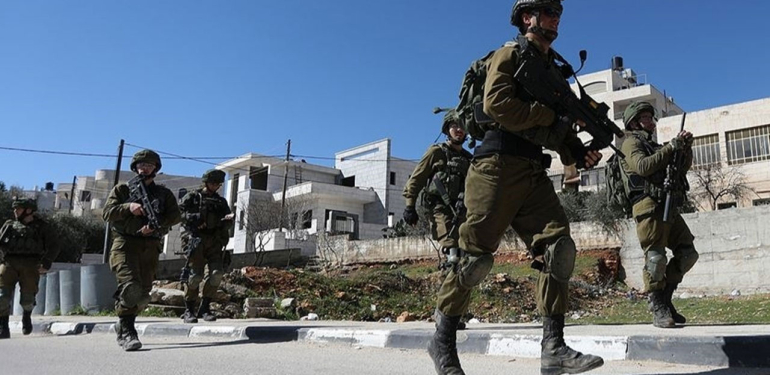 İsrail ordusunun, ateşkese rağmen Gazze’de düzenlediği saldırılarda çok sayıda Filistinli yaralandı