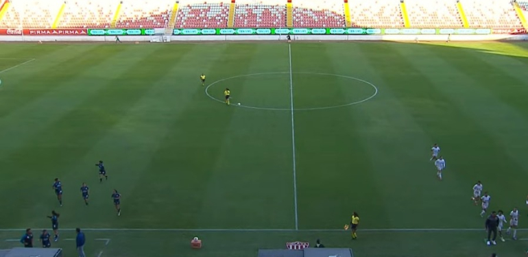 Hakem maçı durdurdu, futbolcular koşarak kaçtı. Dünya Kupası için gözler FIFA’da