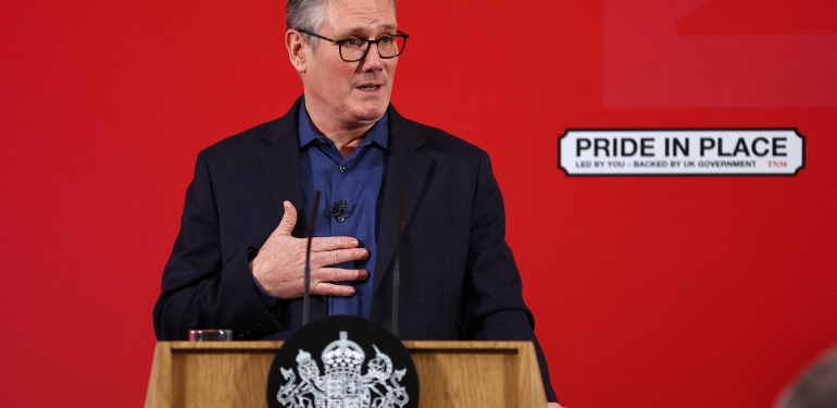 İngiltere Başbakanı Starmer’dan istifa çağrılarına yanıt. “Görevimden vazgeçmeyeceğim”