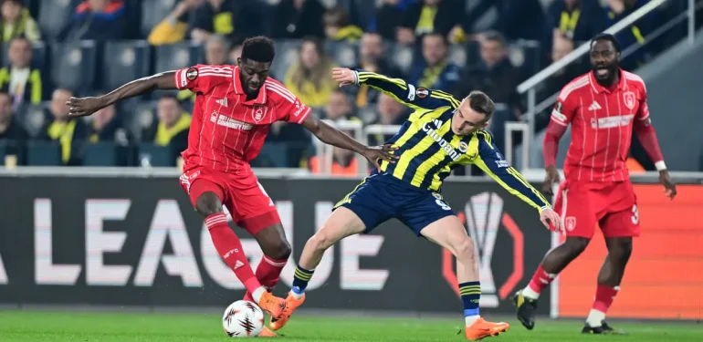 Kadıköy’de üç gol, Fenerbahçe, Avrupa Ligi’nde turu zora soktu