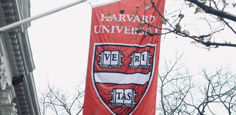 Pentagon’dan Harvard kararı. Askeri eğitim programları sona eriyor