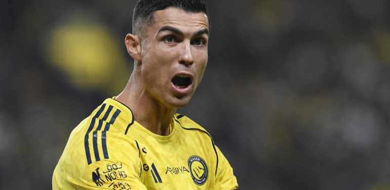 Ronaldo büyük hedefe bir adım daha yaklaştı