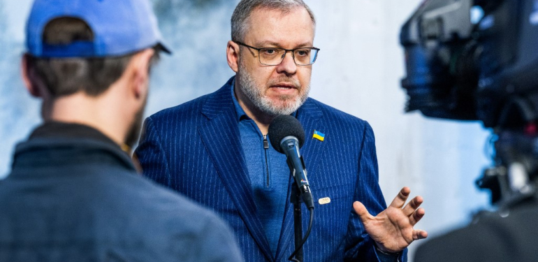 Ukrayna’da yolsuzluk soruşturması. Eski Enerji Bakanı ülkeyi terk ederken gözaltına alındı